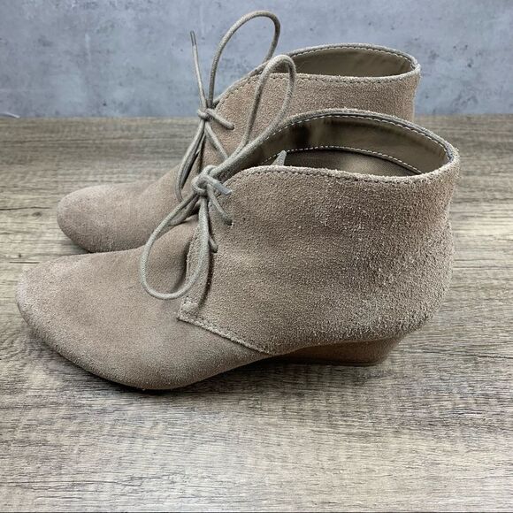 Nine West Womens Lazona Tan Suede Boots size 7.5.. - Picture 1 of 9